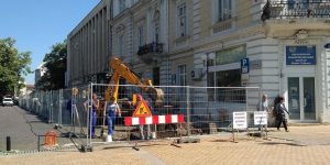 Започнаха изкопни работи за подмяна на водопроводи по 2 улици в центъра на Русе