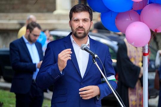 давид александров