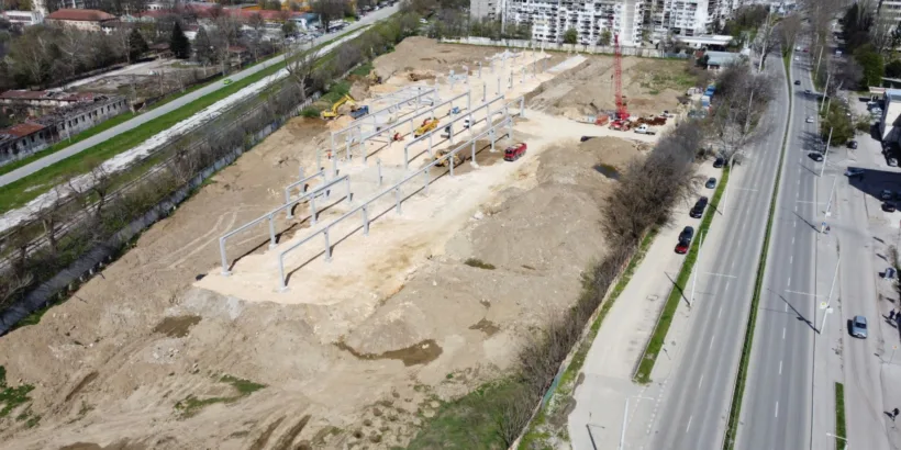 Бързо напредва изграждането на новия Holiday park в Русе