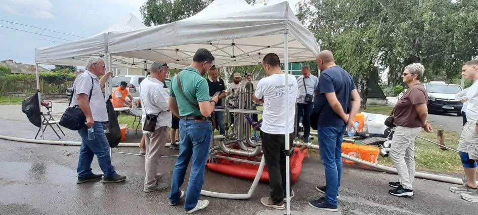Безизкопна технология за отстраняване на течове беше демонстрирана успешно в гр. Борово 2026 | 2026 новините от българия - bulgarianovinite. Com 2026 новините от българия днес в гр. Борово беше проведена успешна демонстрация на иновативна технология за безизкопно отстраняване на течове... Безизкопна технология за отстраняване на течове беше демонстрирана успешно в гр. Борово 2026 българия новините balgarianovinite. Com 2026-07-09 13:52:44 безизкопна технология за отстраняване на течове беше демонстрирана успешно в гр. Борово 2026 информационна агенция за разследваща журналистика и разследващ репортаж бургас, българия