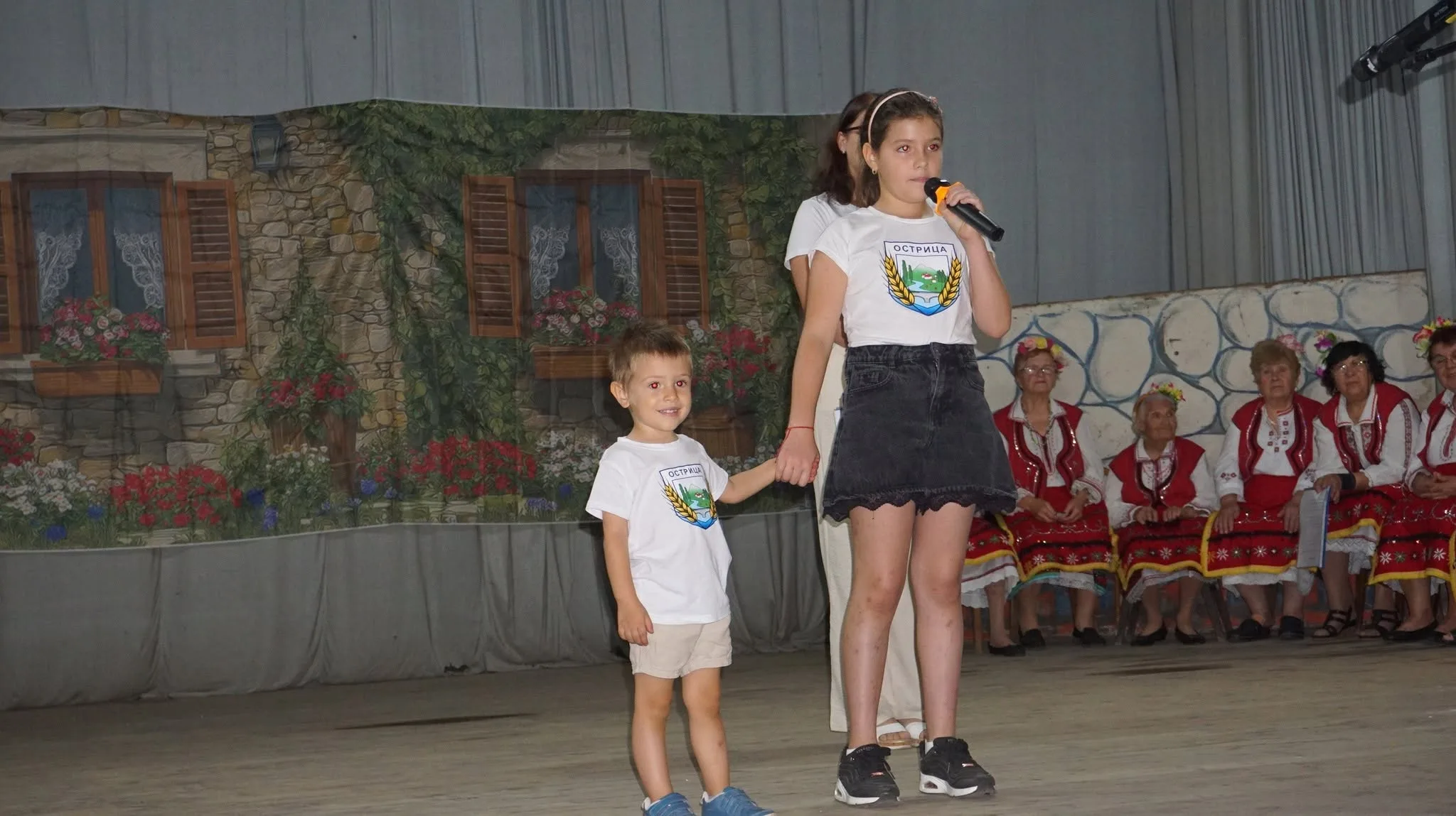 781005523 992144730549952 6924624959332371447 n 2026 новините от българия на 22 август 2026 г. Село острица събра жители, потомци и гости на населеното място за своята родова среща – ден,... Родова среща се състоя днес в острица 2026 българия новините balgarianovinite. Com 2026-08-22 08:21:00 родова среща се състоя днес в острица 2026 информационна агенция за разследваща журналистика и разследващ репортаж бургас, българия