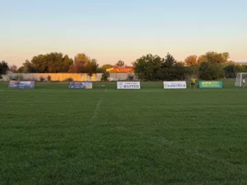 Работата по стадиона на град Мартен продължава