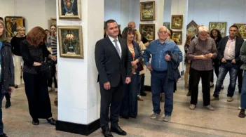 Хрисанд Хрисандов отбеляза 75-ата си годишнина с ретроспективна изложба