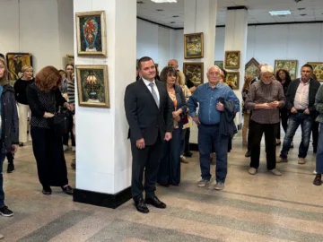 Хрисанд Хрисандов отбеляза 75-ата си годишнина с ретроспективна изложба