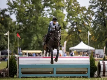 Божидара Илиева е първа на балканската купа по всестранна езда в Румъния