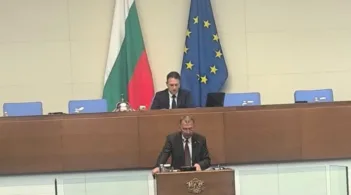 Народният представител от ПП "Прогресивна България" в 19-и МИР - Русе инж. Красимир Иванов представи доклада за промените в Закона за оръжията, боеприпасите, взривните вещества и пиротехническите изделия