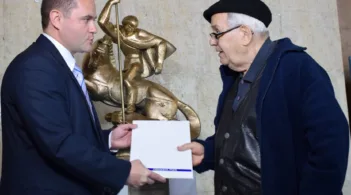 90 години навършва днес Георги Радулов, доайенът на русенската скулптура!