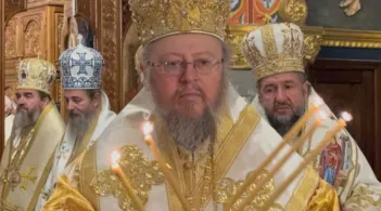 Русенския митрополит Наум съслужи в епископската катедрала „Св. Николай“ и „Св. ап. Петър и Павел“ в Дева