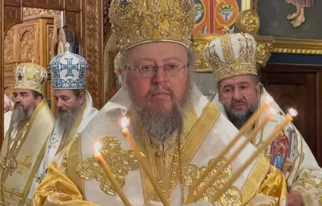 Русенския митрополит Наум съслужи в епископската катедрала „Св. Николай“ и „Св. ап. Петър и Павел“ в Дева