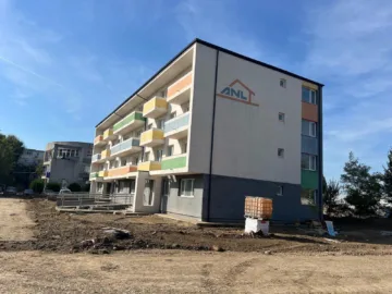 Продължава изграждането на инженерна инфраструктура и благоустрояването около новия блок за млади медицински специалисти в Гюргево